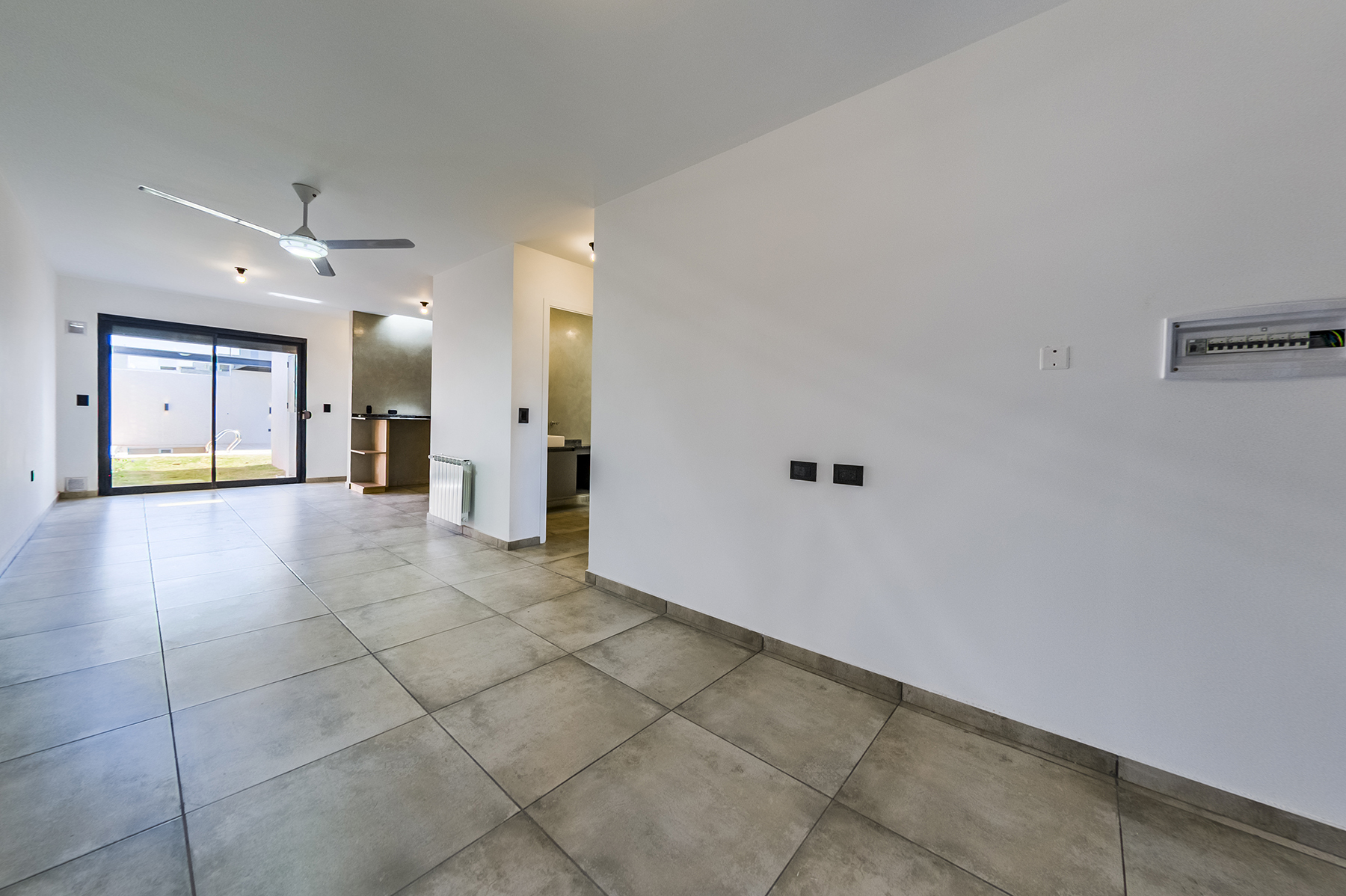 Interior Bogi 2 Living - Comedor del duplex en Docta, Urbanización Inteligente